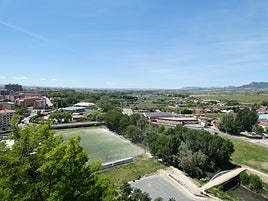 La zona donde se va a allevar a cabo la naturalización del río Tirón, a su paso por El Ferial.