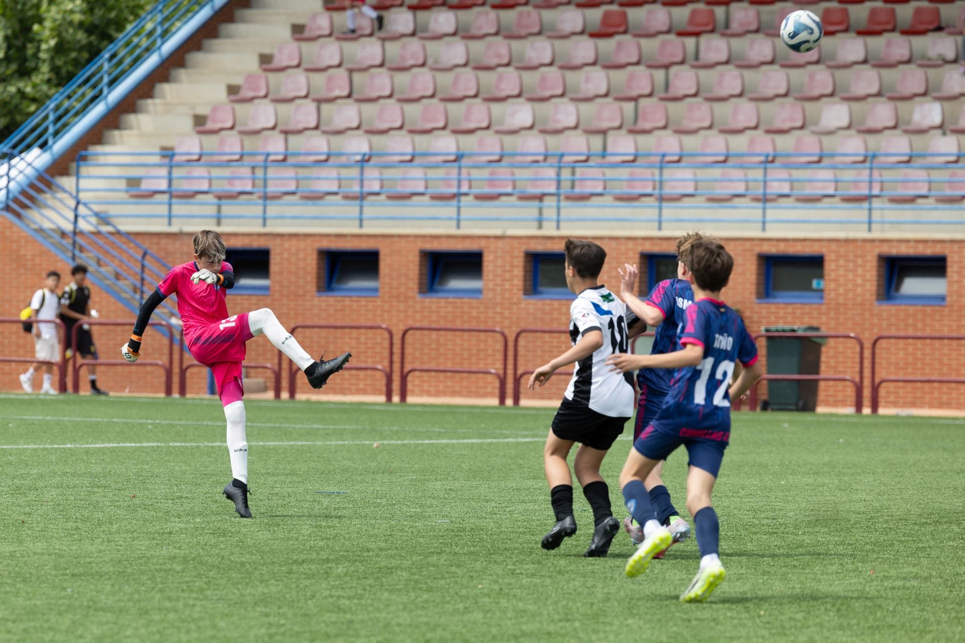 Las imágenes de la jornada dominical del Torneo de Comillas