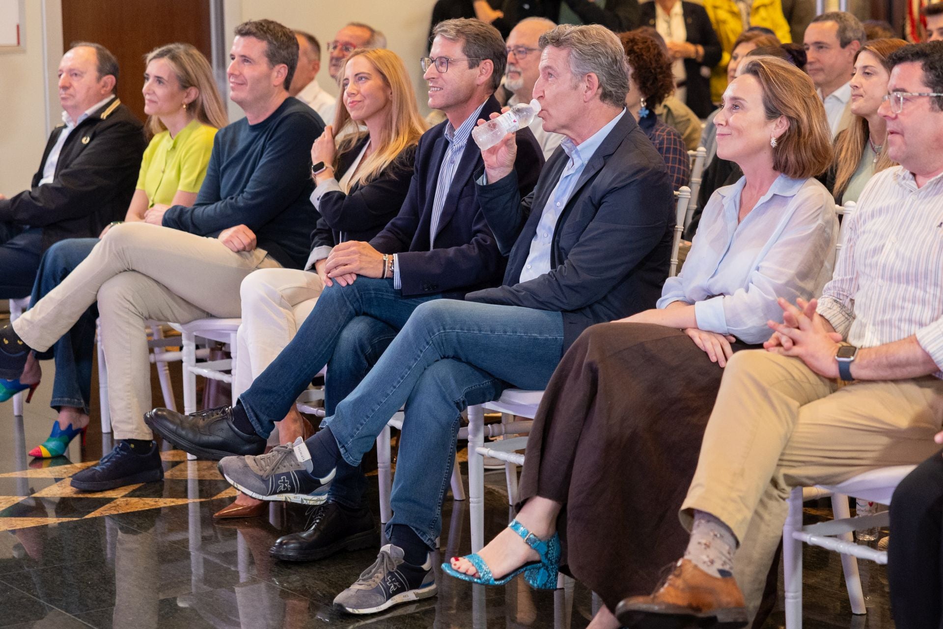 Imágenes de la visita del líder del PP a Logroño