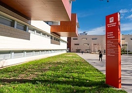 Complejo Científico-Tecnológico.