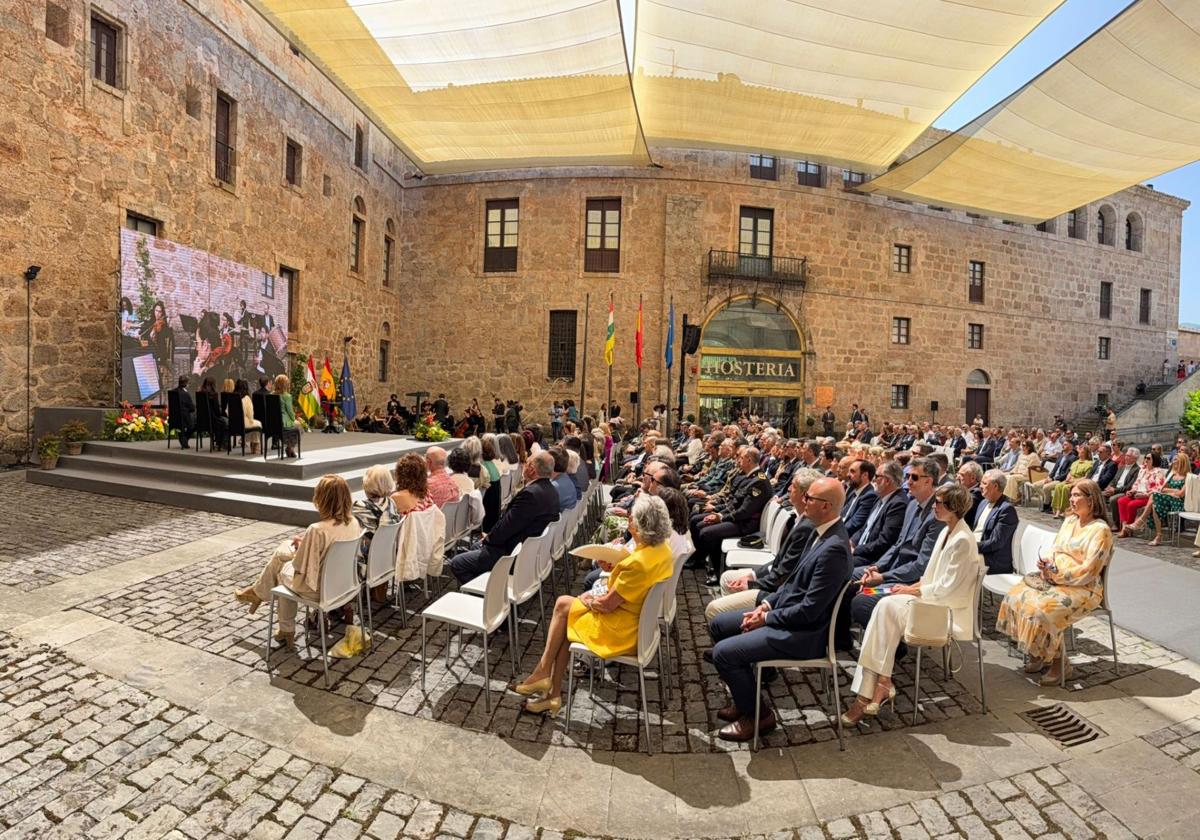 La Rioja premia con orgullo a los que hacen más grande la comunidad