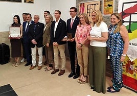 Entrega de las insignias de la Federación Taurina