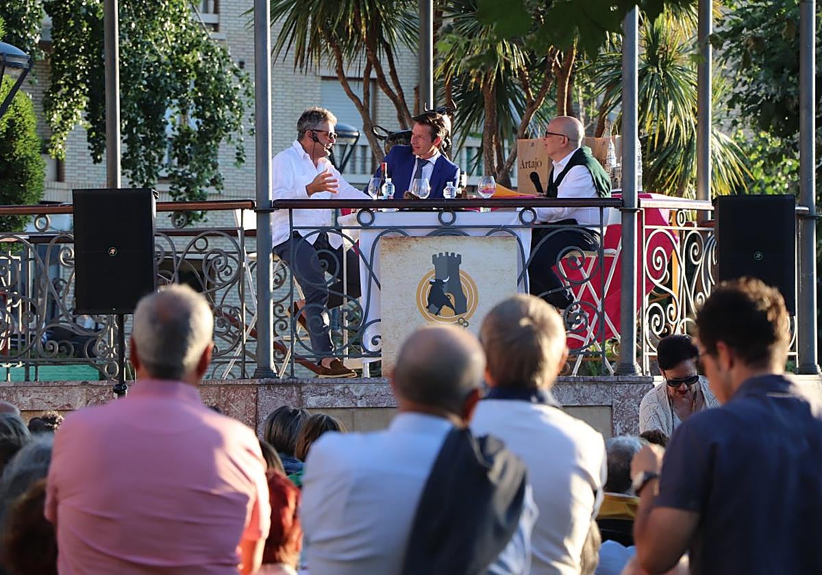 Imagen de una charla de Urdiales con el Club en julio del año pasado.