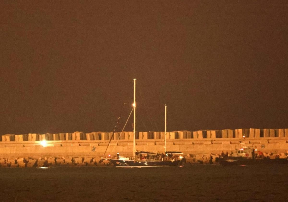 Los activistas del barco donde viajaba el riojano Sergio Toribio llegan al aeropuerto israelí para ser deportados | La Rioja