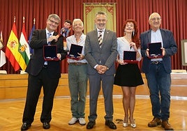 La entrega de las insignias de San Bernabé, en imágenes