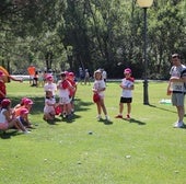 La Escuela de Verano, que se desarrolla en el parque del Cidacos, lleva varias ediciones completando todas sus plazas.