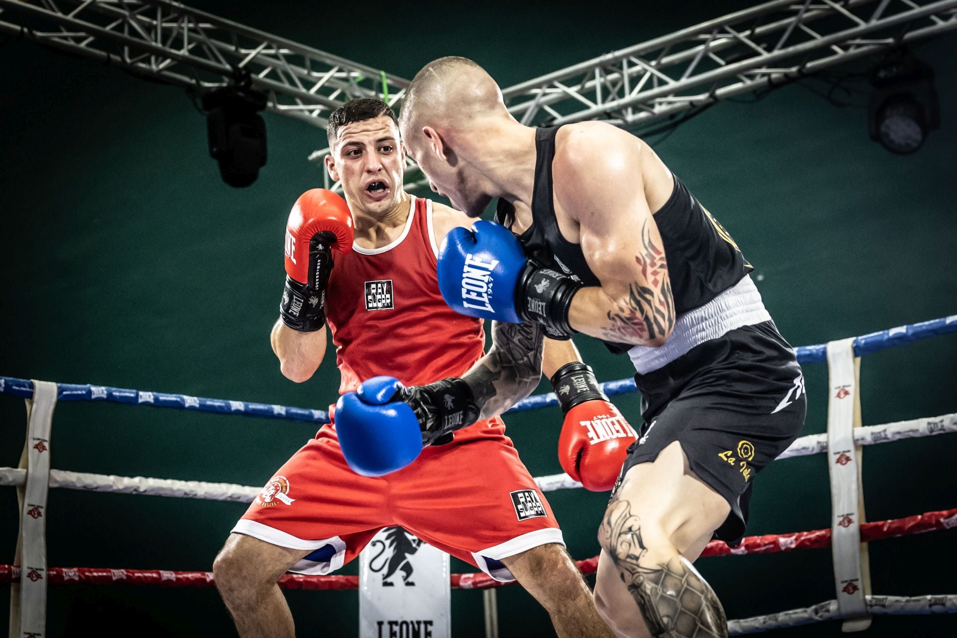 Una noche de boxeo en Las Gaunas