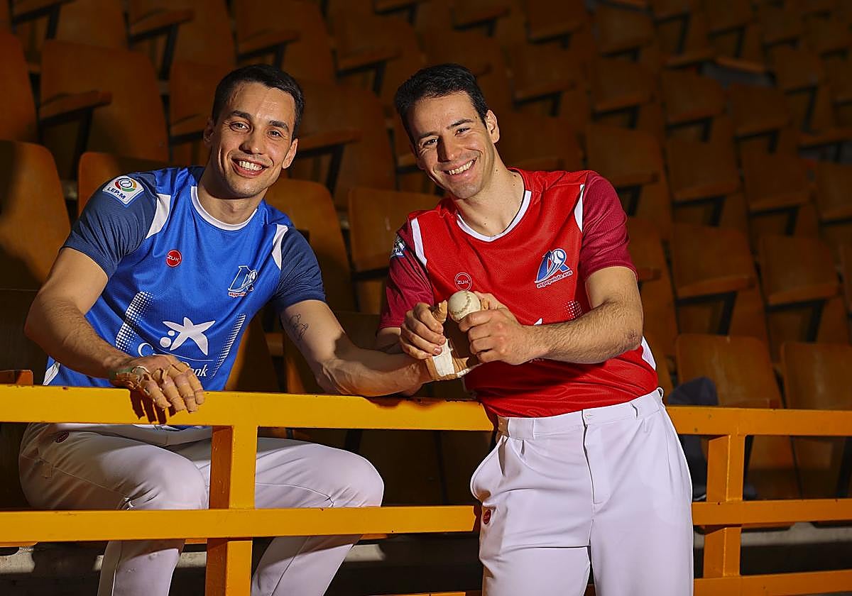 Zabala y Darío posan juntos en Vitoria días antes de enfrentarse en el Manomanista.