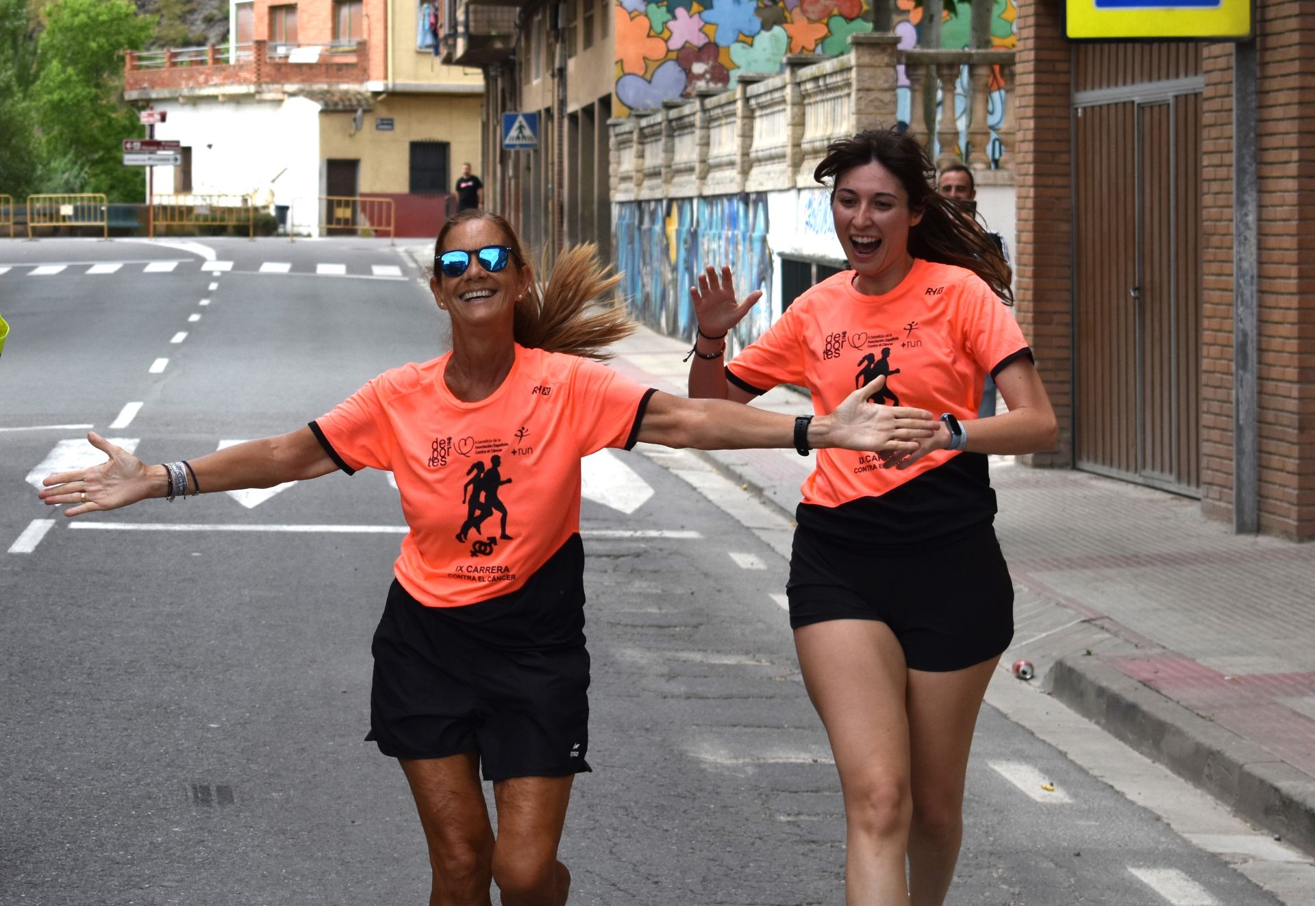 Deporte en la calle y marcha contra el cáncer, en Autol