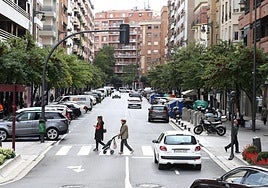 La calle San Antón, en el centro de las críticas entre PP y PSOE.