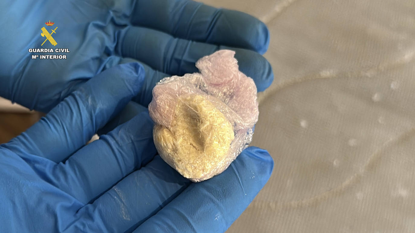 Las imágenes del operativo de la Guardia Civil en Calahorra