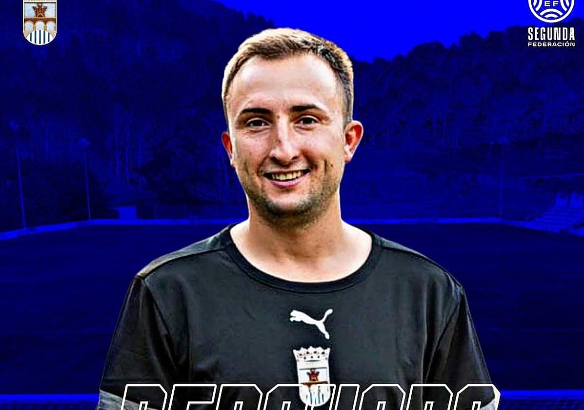 Miguel Rodríguez se convierte en la tercera renovación del Náxara para el próximo curso