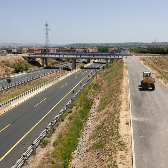 Ronda Sur y A-12, bajo sospecha de mordidas, acumulan más de 60 millones en sobrecostes