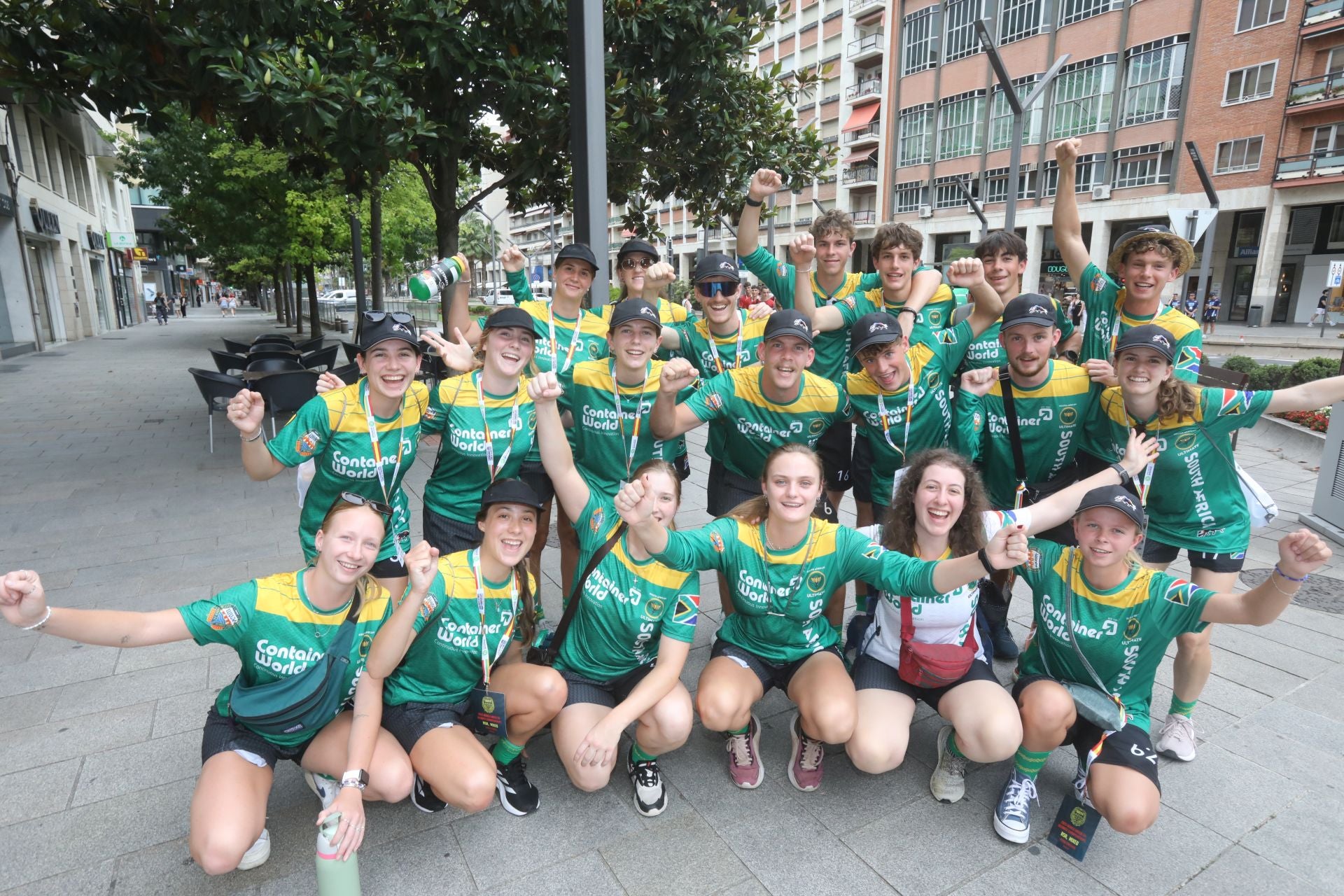 El desfile de las selecciones abre el Mundial de Frisbee