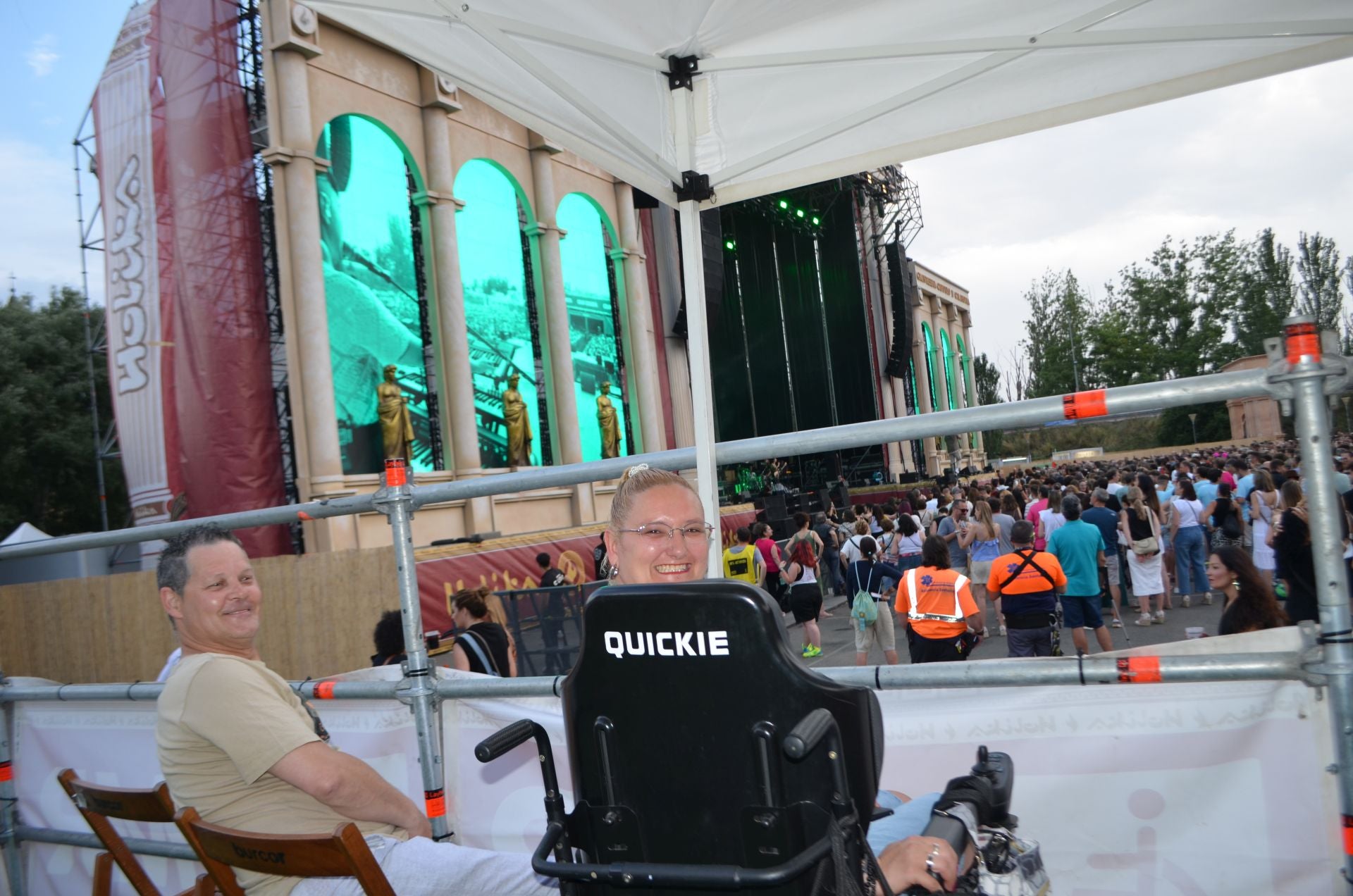 El público disfruta de los conciertos del sábado del Festival Gran Reserva