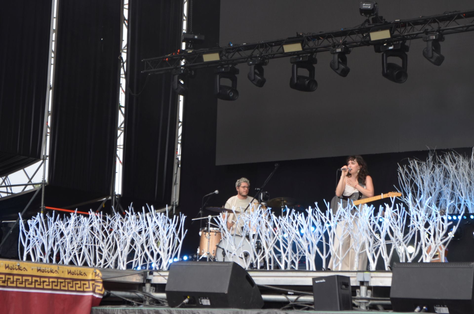 El público disfruta de los conciertos del sábado del Festival Gran Reserva