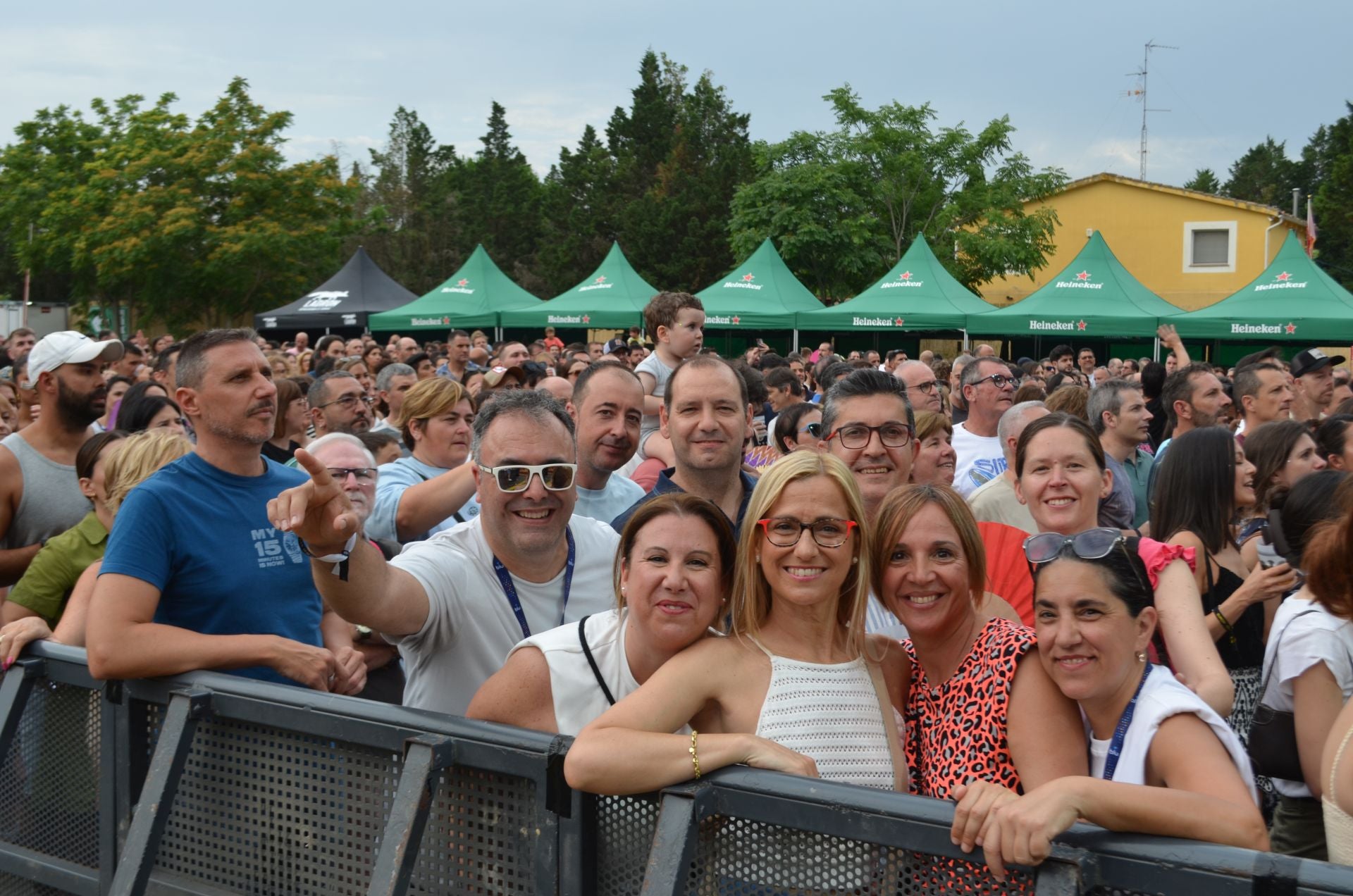 El público disfruta de los conciertos del sábado del Festival Gran Reserva
