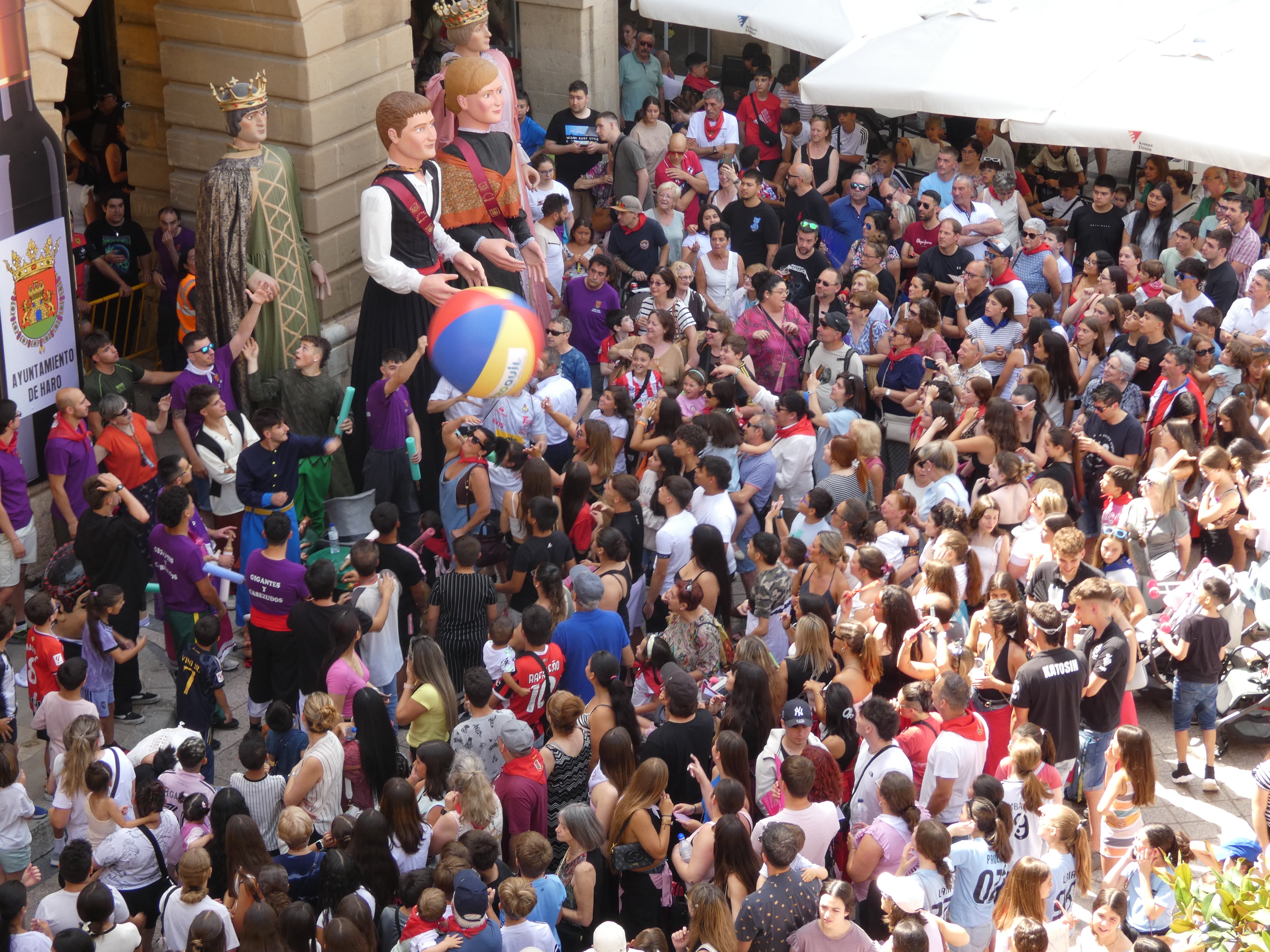 El inicio de las fiestas jarreras, en imágenes