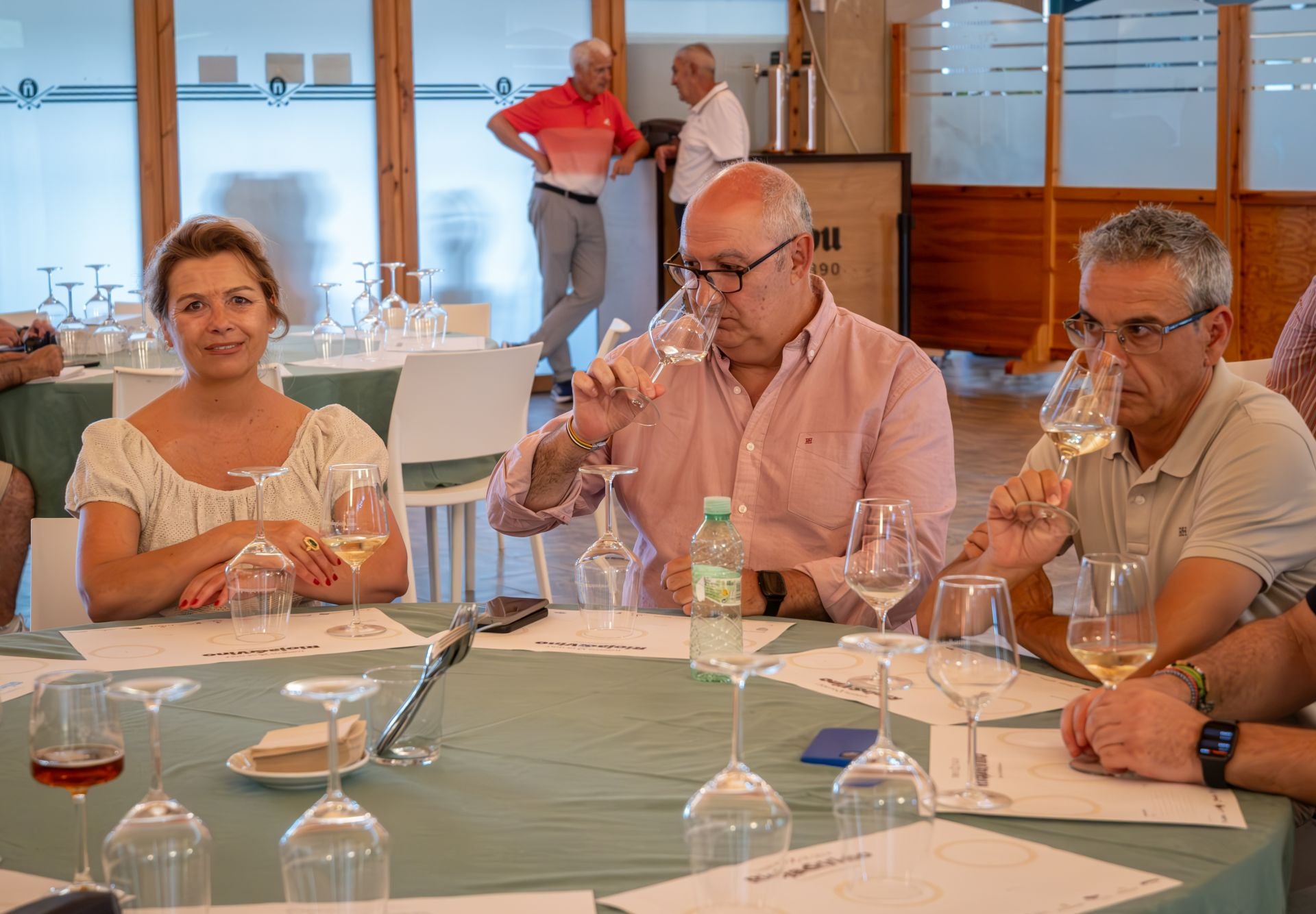Torneos de golf Rioja&amp;Vino con Bodegas Altanza: entrega de premios y cata
