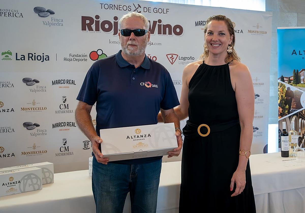Moisés Herrero fue el mejor jugador del Torneo Bodegas Altanza.