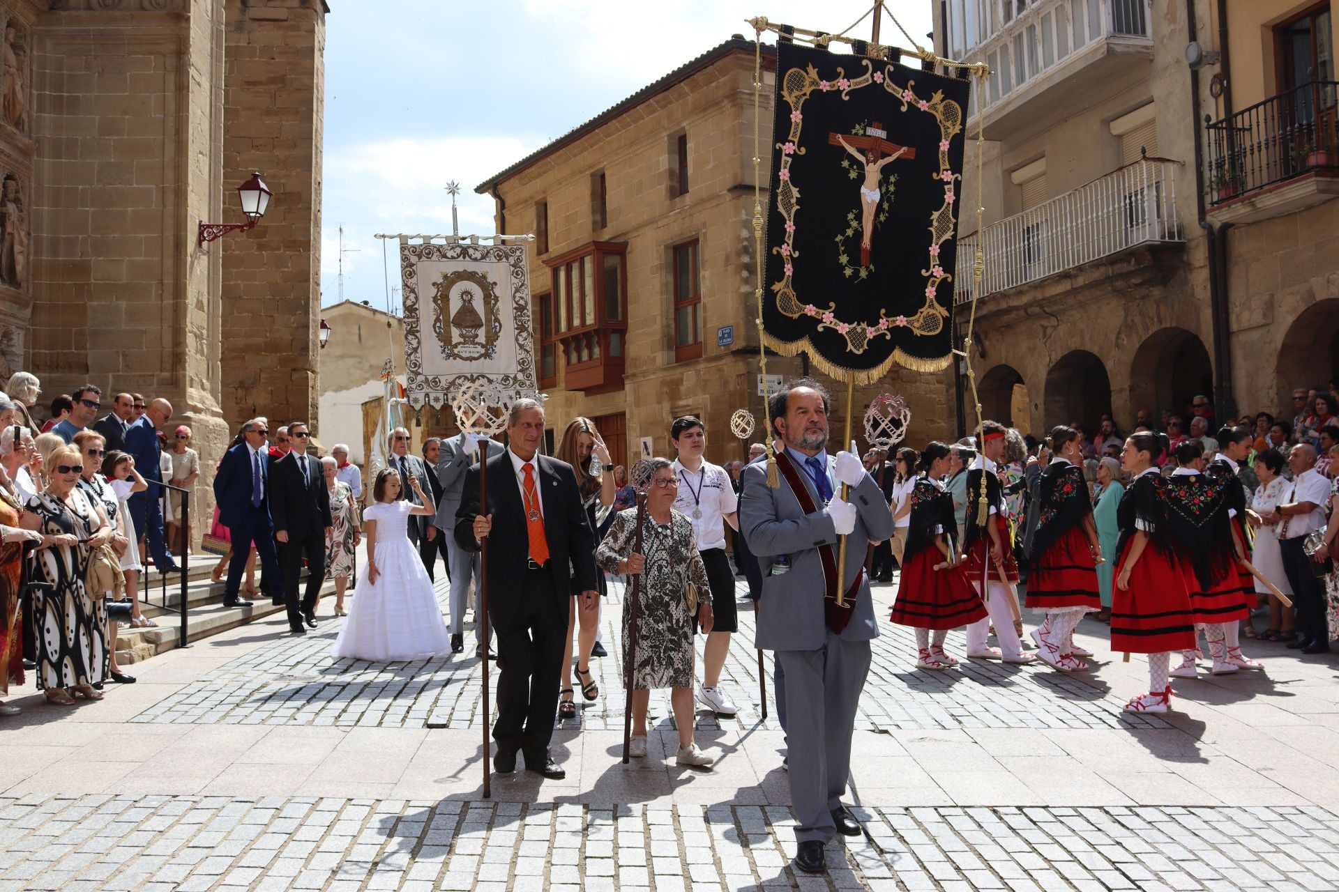 San Felices recorre las calles de Haro