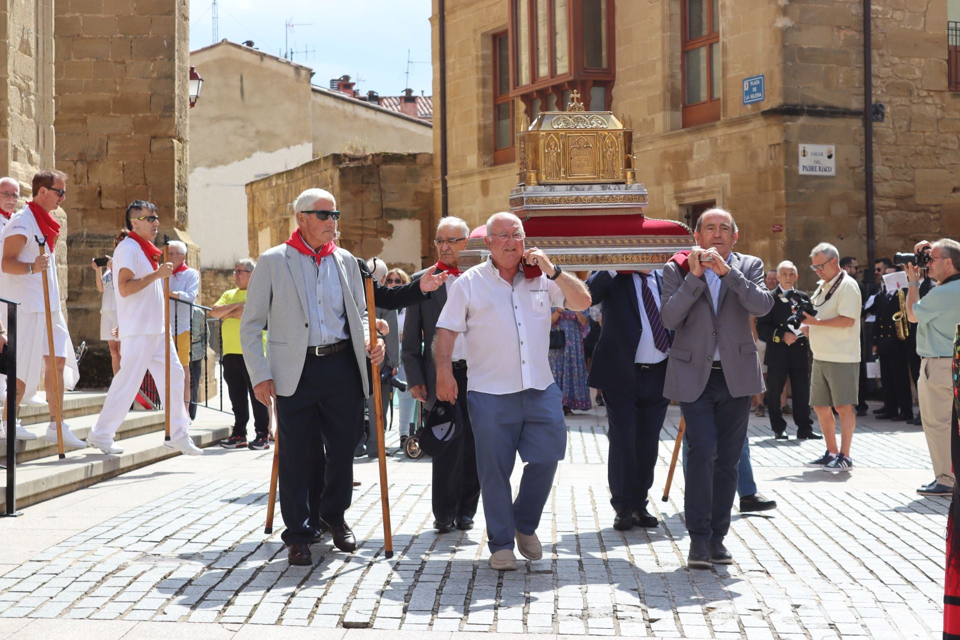 San Felices recorre las calles de Haro
