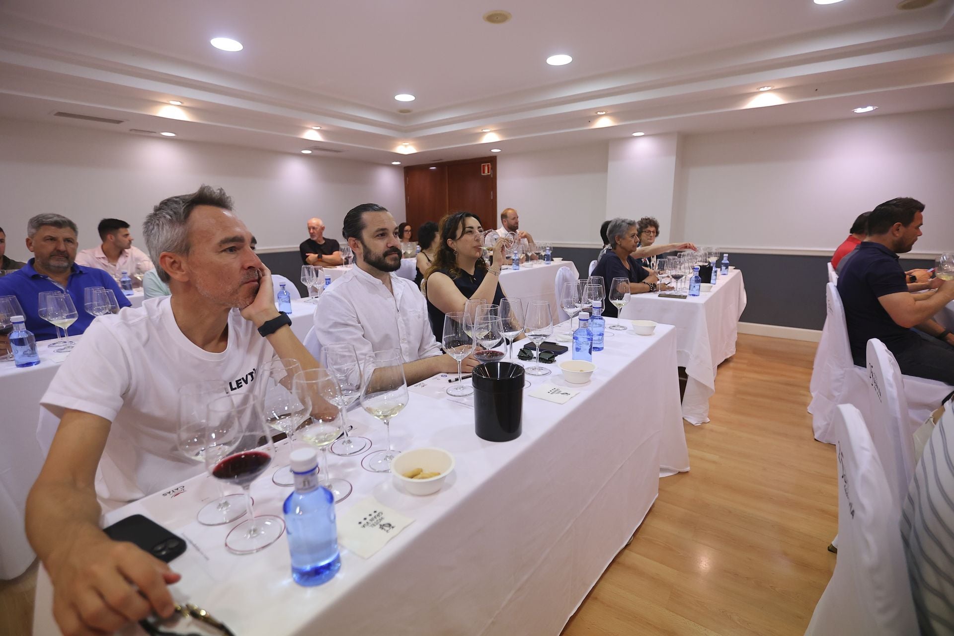 Bárbara Palacios presenta su colección de vinos para lomejordelvino