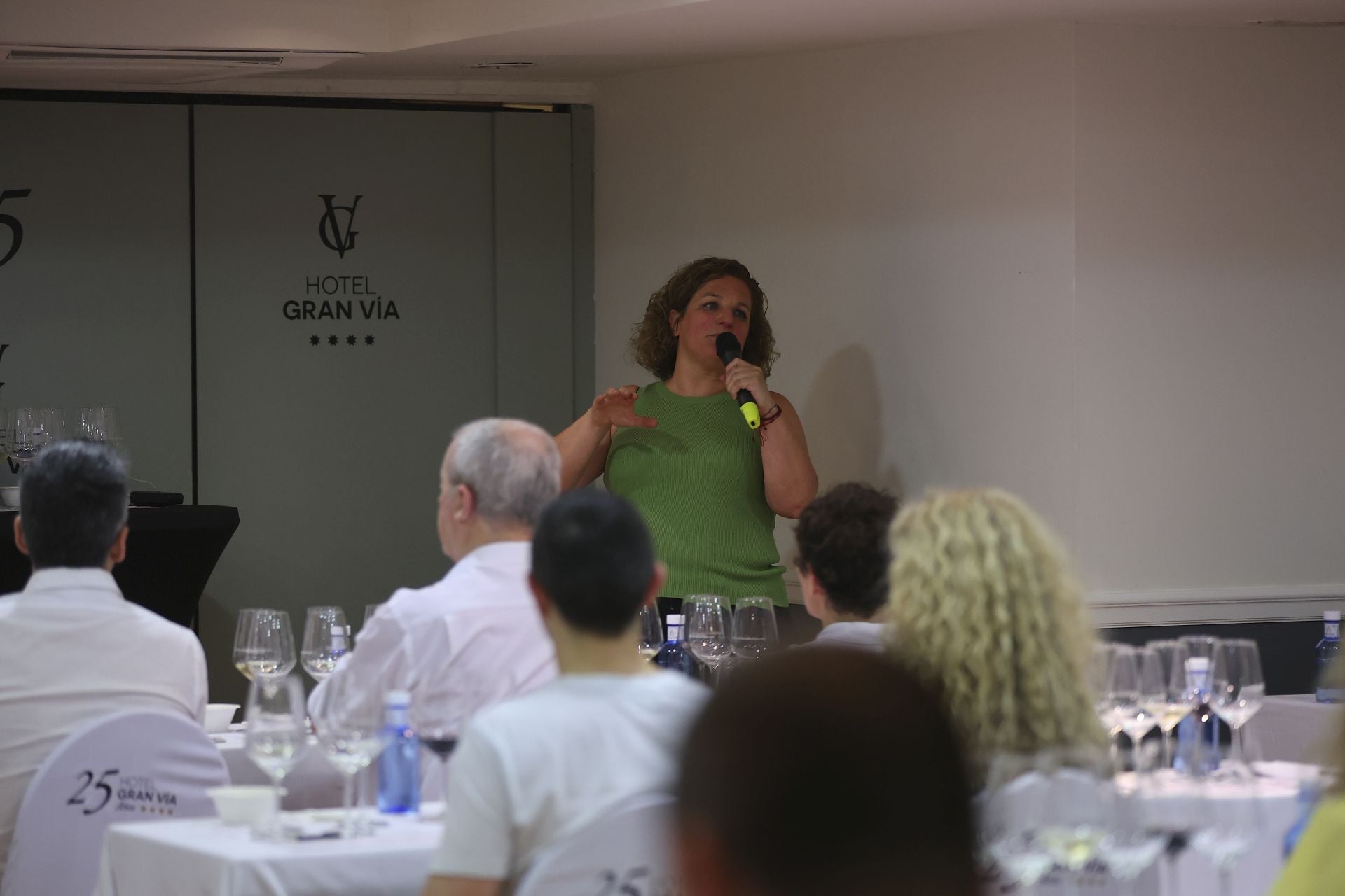 Bárbara Palacios presenta su colección de vinos para lomejordelvino
