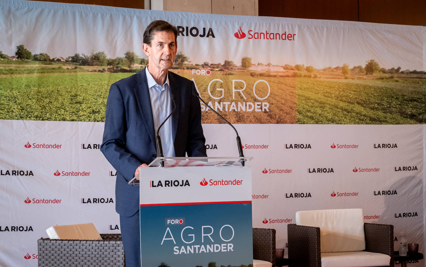 El director general de Nueva Rioja, Goyo Ezama, dio la bienvenida a los asistentes.