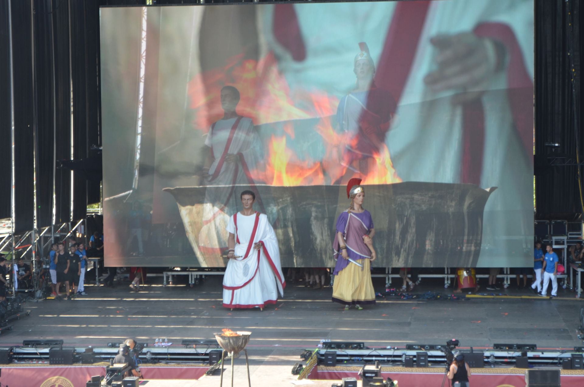 Las mejores imágenes de la noche inaugural del Holika