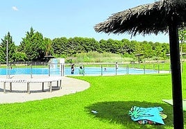 El Ayuntamiento de Alfaro abre las plazas para los cursos de natación de diversos niveles