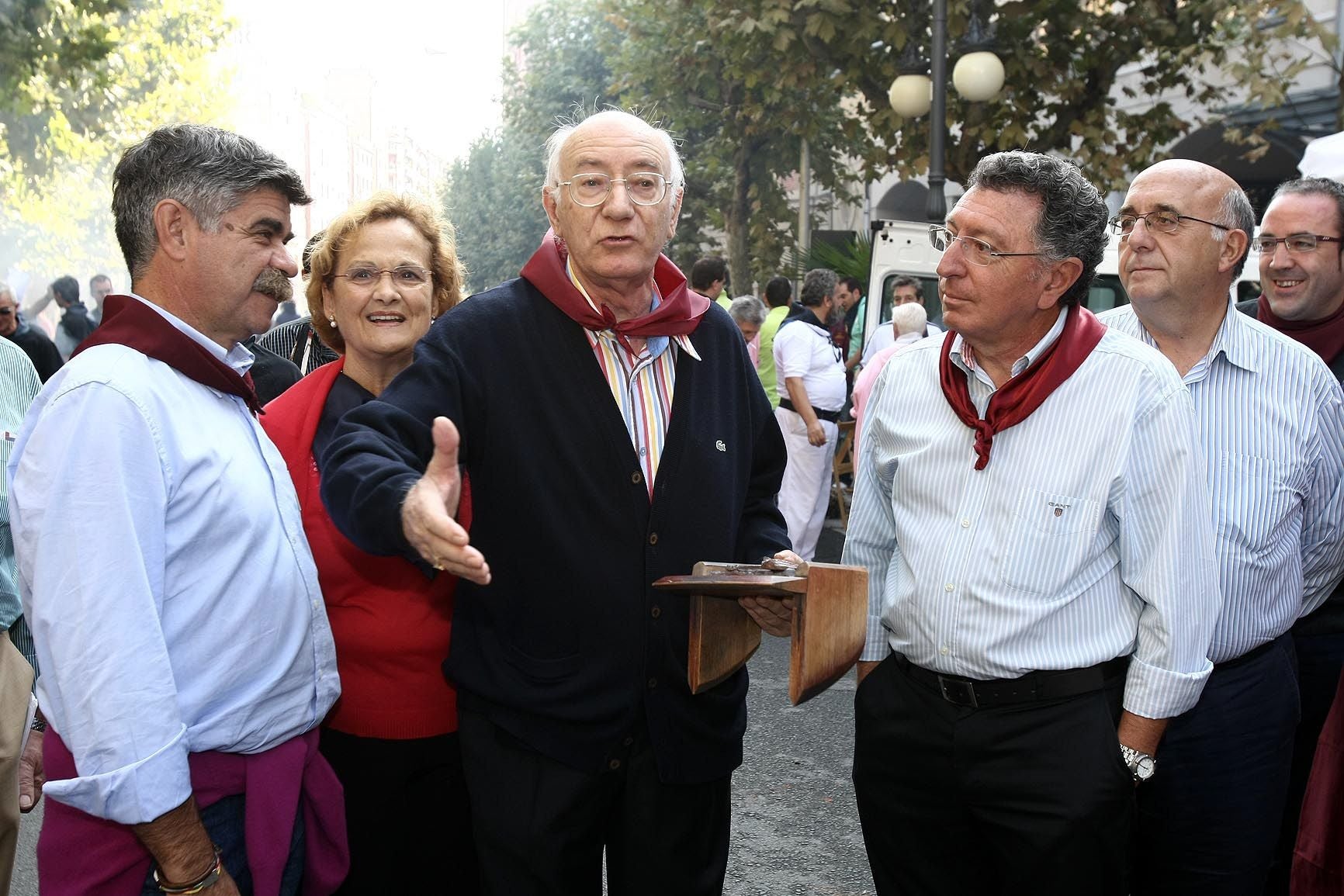 Basilio Martínez Vallanos, durante su reconocimiento mateo en 2009 en la que fue la 'I Exaltación de la chuletilla asada'.
