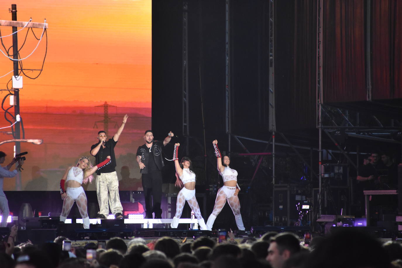 Omar Montes, Ozuna, Courtz... las imágenes de los conciertos del jueves del Holika