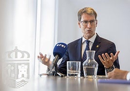 El presidente de La Rioja, Gonzalo Capellán, durante una entrevista.