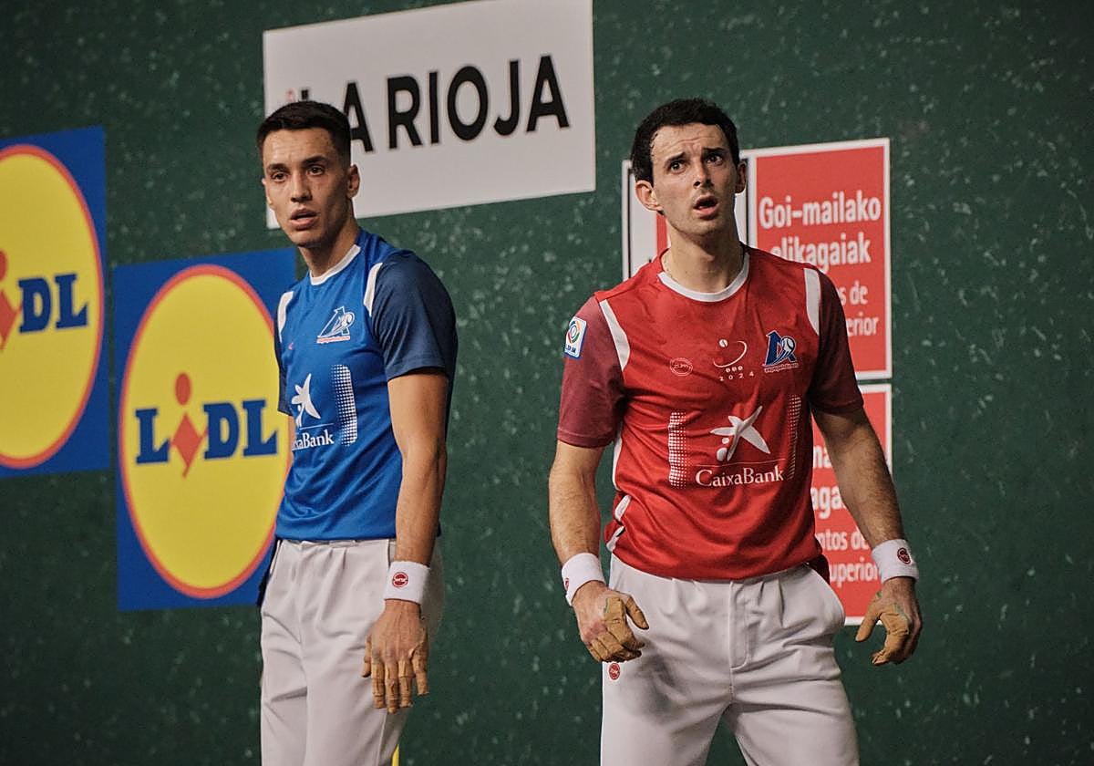 Javier Zabala y Jokin Altuna, en un enfrentamiento anterior en el frontón Adarraga de Logroño.