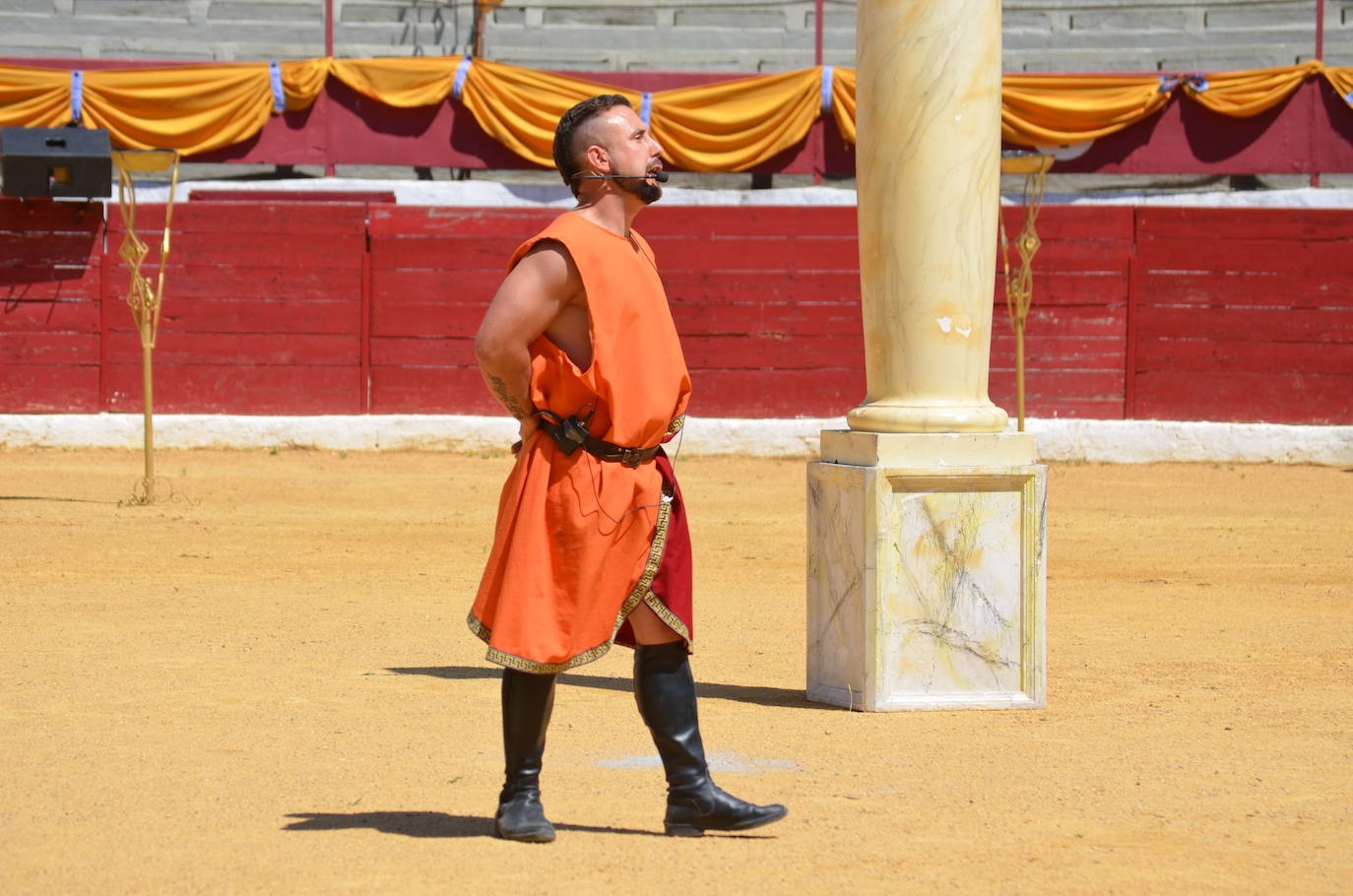 Las imágenes de los gladiadores, bailarinas y carreras de cuadrigas