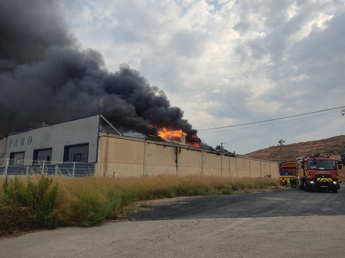 Vídeo | Así ha sido el incendio que ha calcinado Sillalfaro
