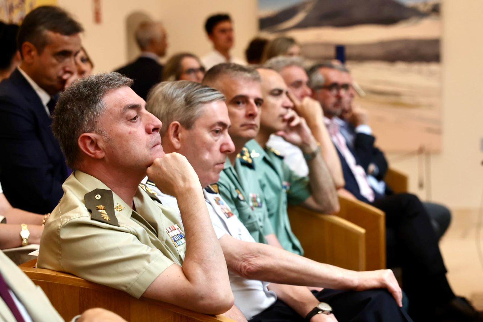 Las imágenes de debate del estado de la región