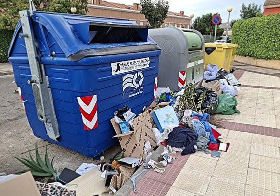 Sombreros prohibidos, falta de arbolado y el precio de la vivienda, entre las llamadas de hoy