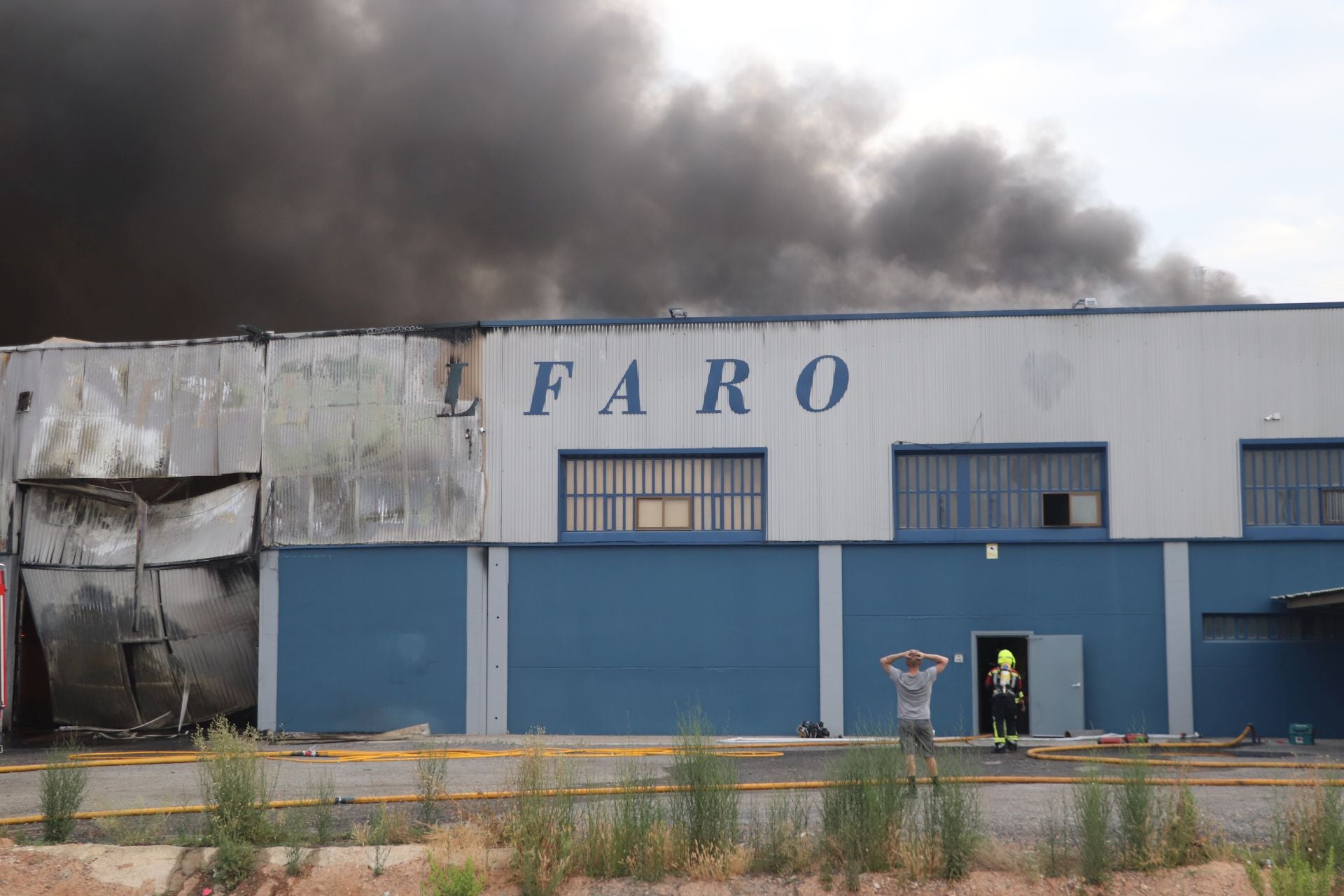 Las imágenes del incendio en Sillalfaro