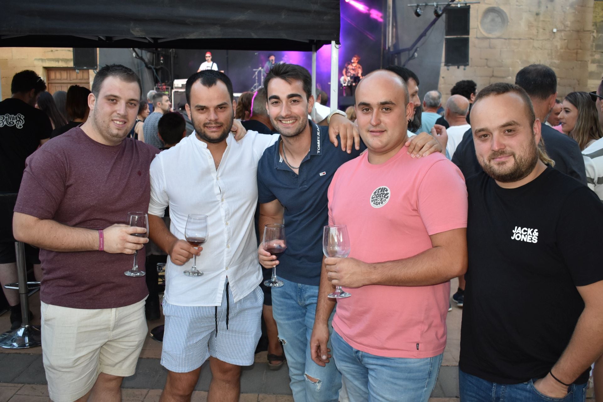 Fiesta del vino con música de Sabina en Ausejo