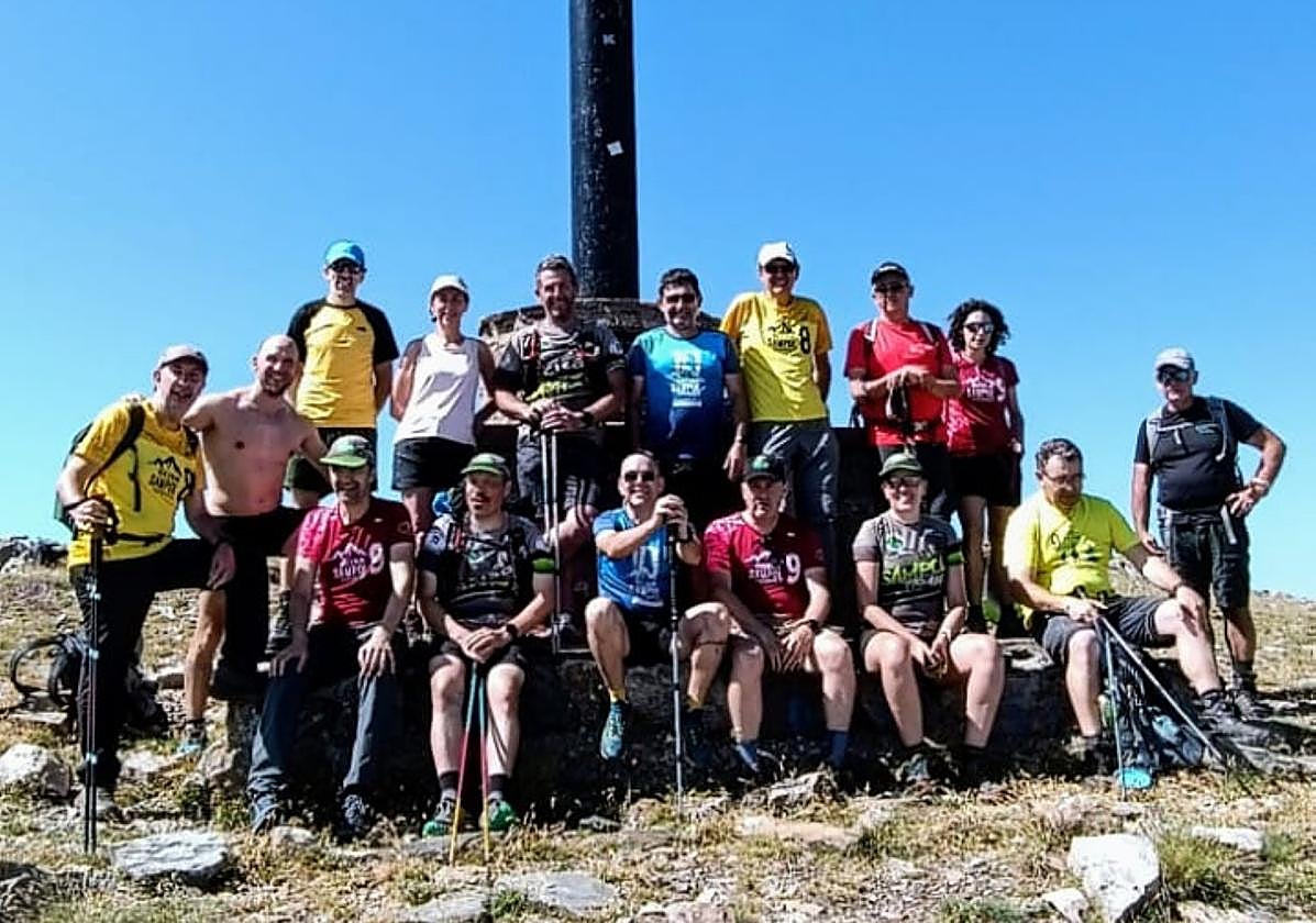 El club Sampol realiza la subida al cerro de San Lorenzo