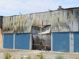 El fuego calcinó la empresa en la mañana del pasado 2 de julio.