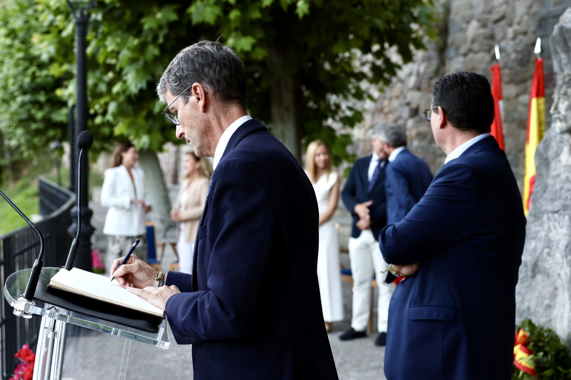 Acto institucional en memoria de Práxedes Mateo-Sagasta