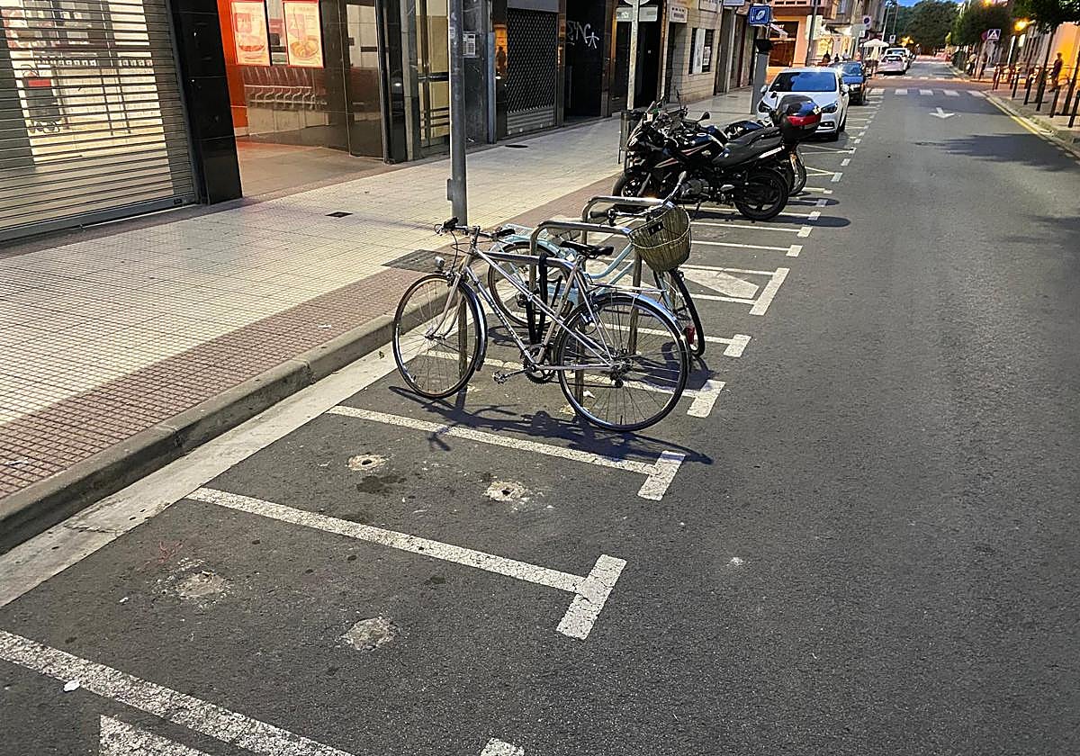 Ruidos, suciedad, sanidad... los temas de hoy en el teléfono del Lector
