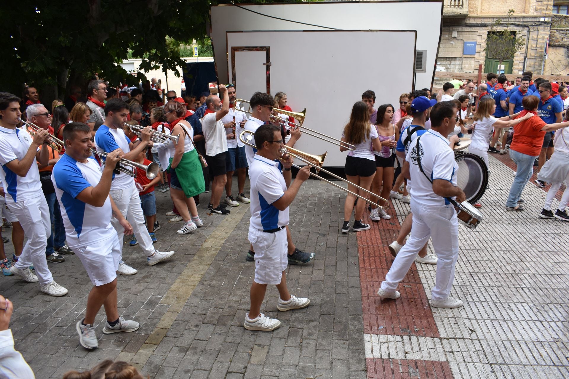 Cervera ya disfruta de sus fiestas