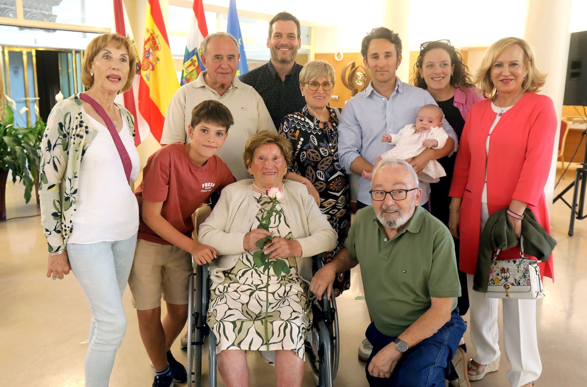 Las imágenes del homenaje a los abuelos de Logroño