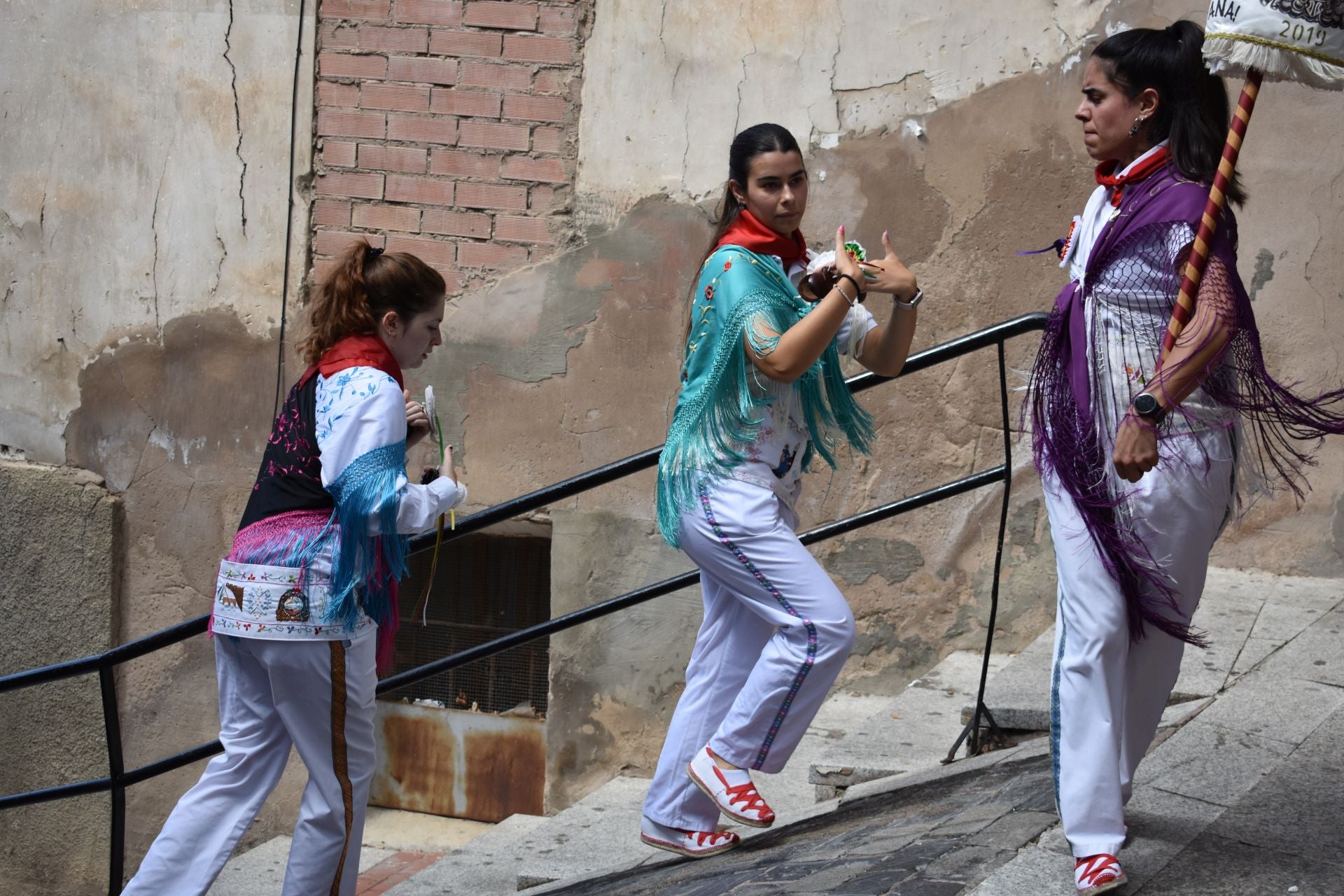 Procesión, misa, gigantes y bailes de la Gaita