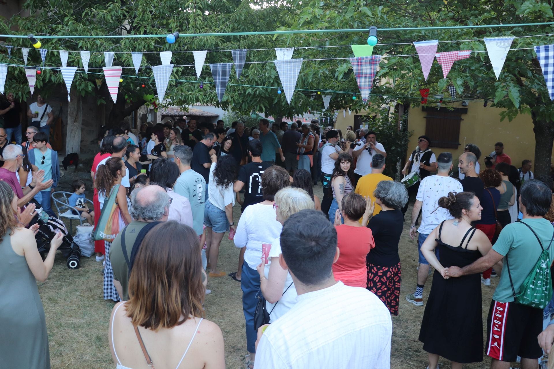 El color de las chimeneas de Peroblasco