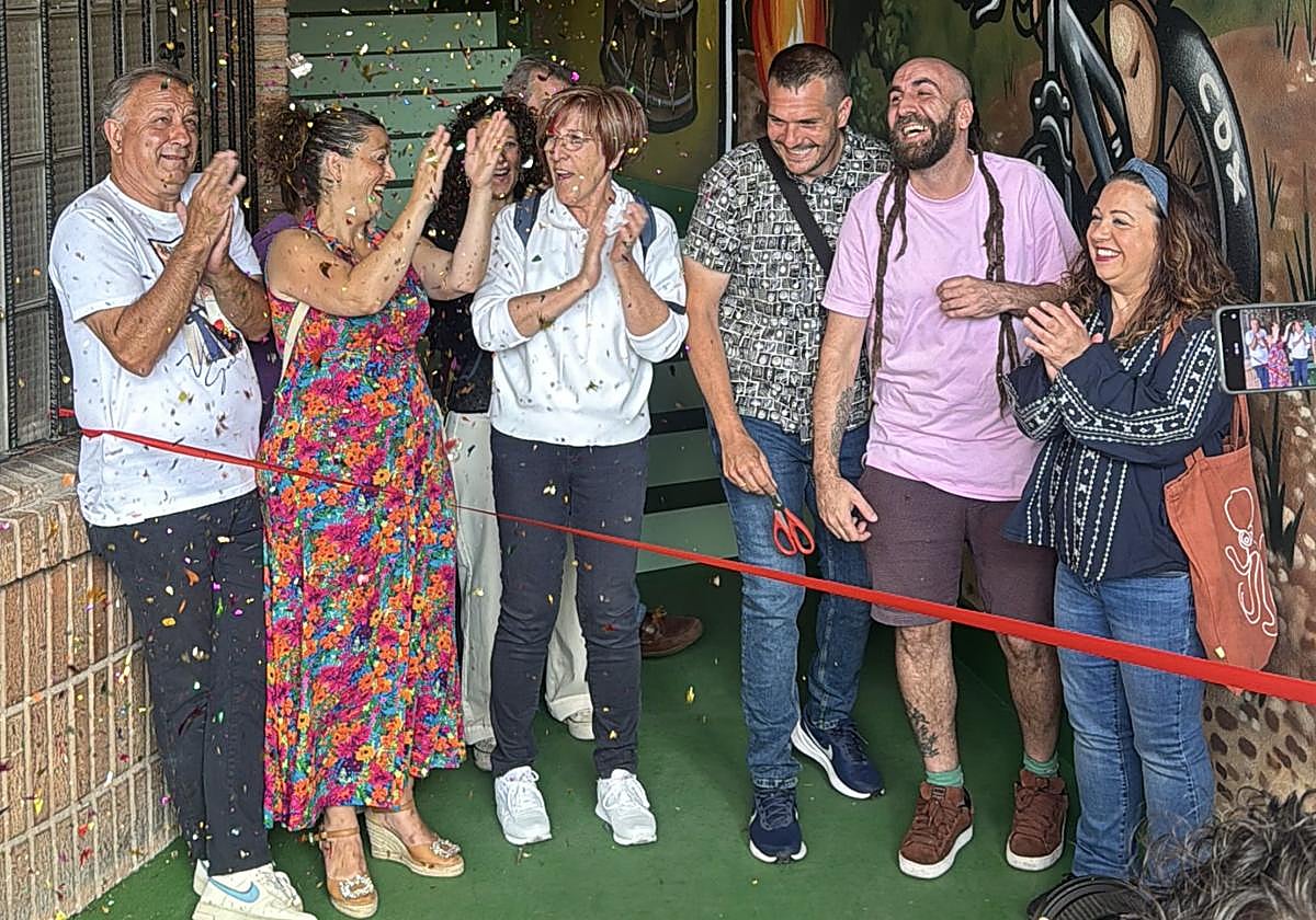 Inauguración del túnel pintado por Chavolar.